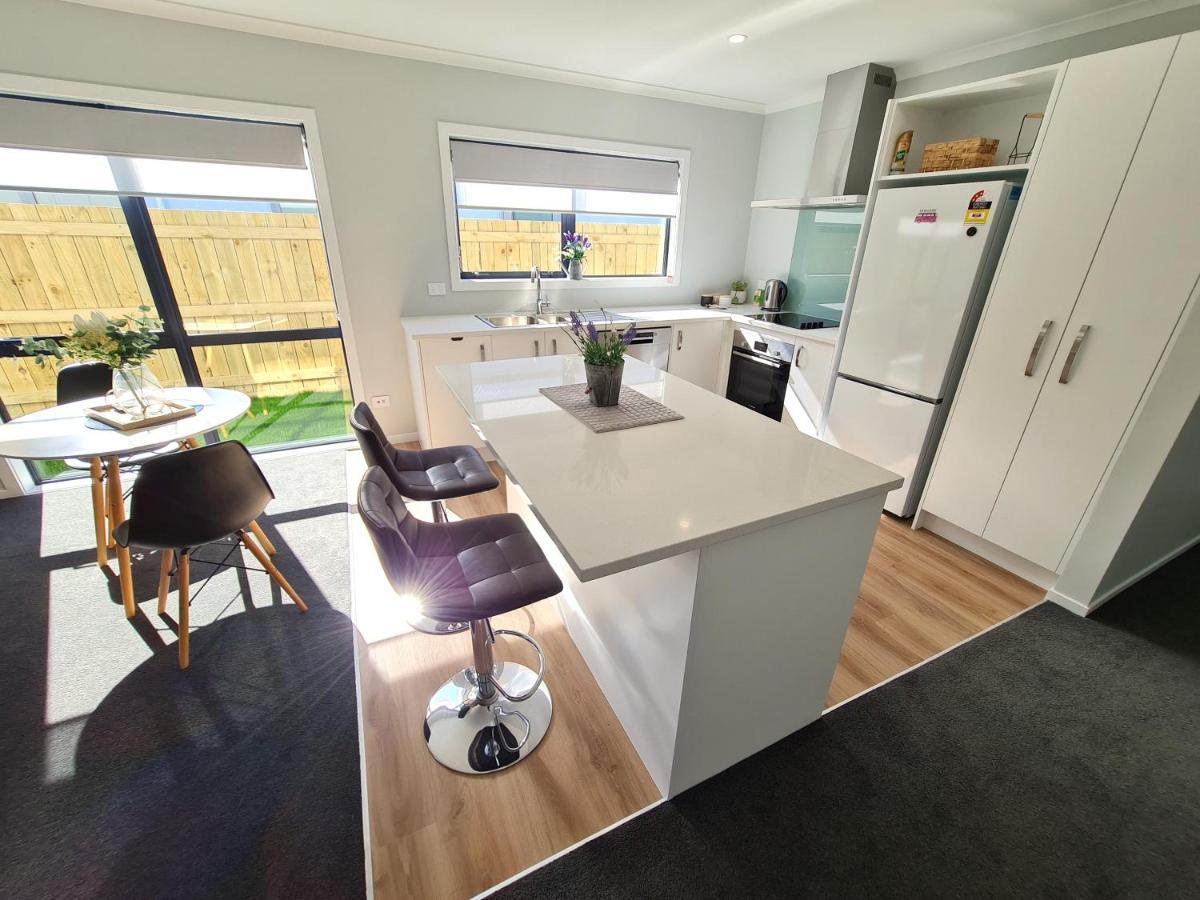 Brand New & Cosy In Kapiti - New 3-Bedrooms 4-Beds In Paraparaumu Εξωτερικό φωτογραφία
