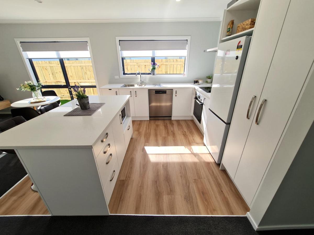Brand New & Cosy In Kapiti - New 3-Bedrooms 4-Beds In Paraparaumu Εξωτερικό φωτογραφία